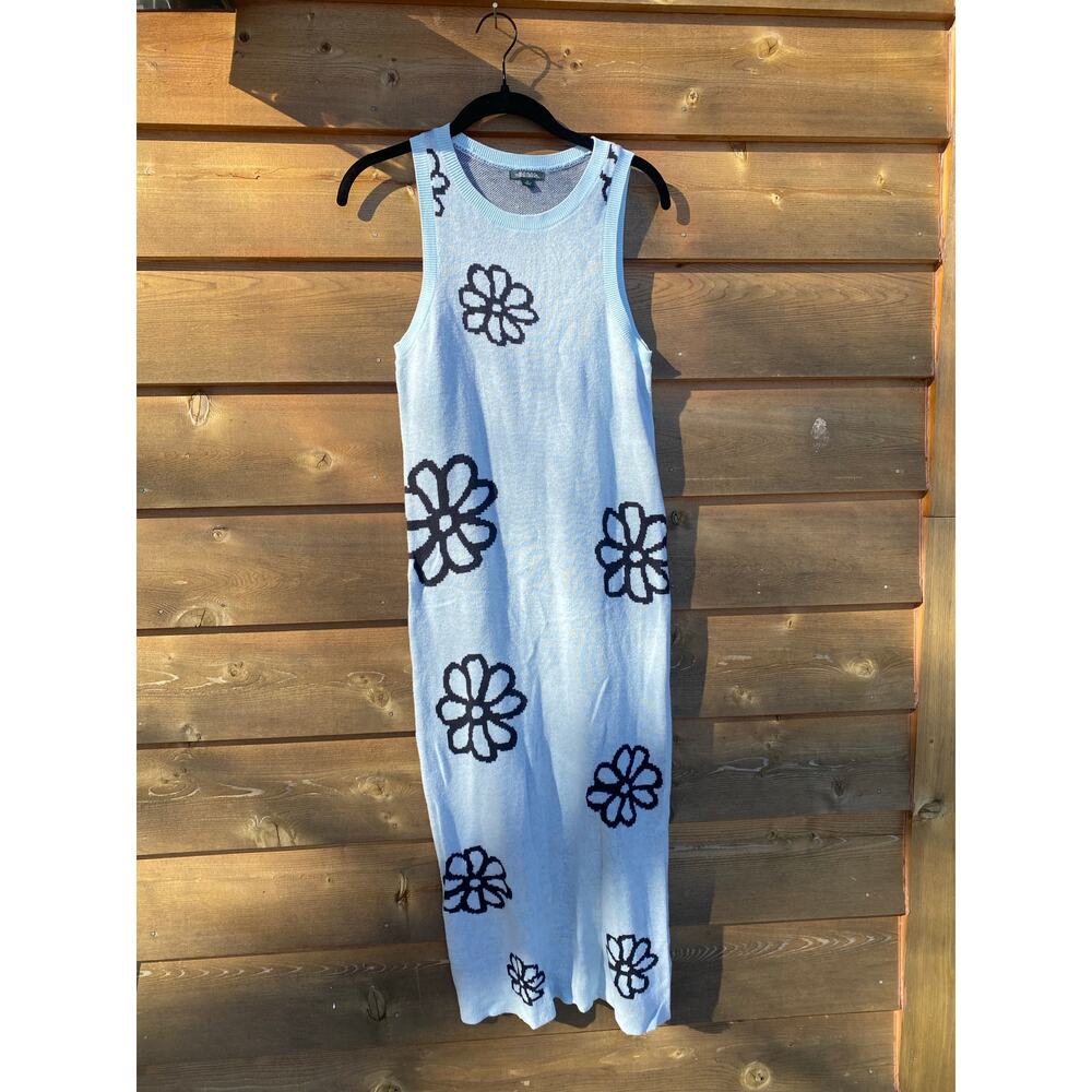 Wild Fable blue flower sleeveless knit sweater midi dress - Picture 2 of 6